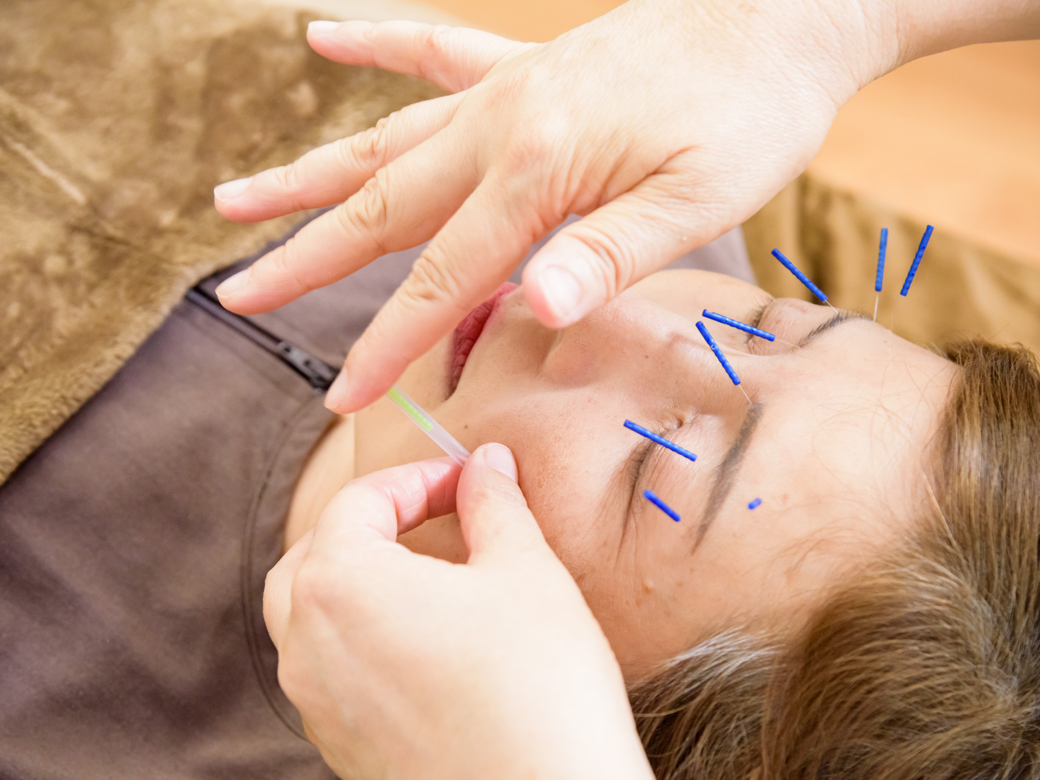 キービジュアル2